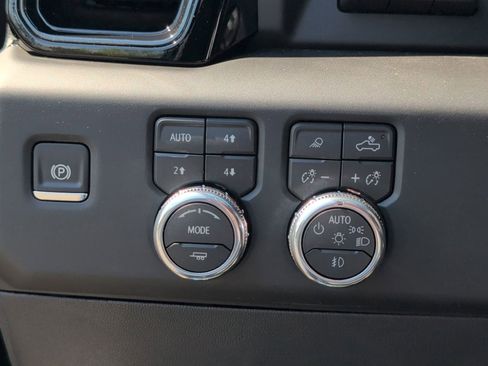 New 2026 GMC Sierra 1500 AT4X image 27