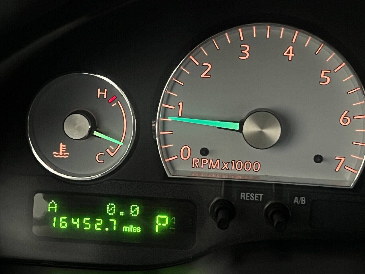 Used 2005 Ford Thunderbird RWD image 77