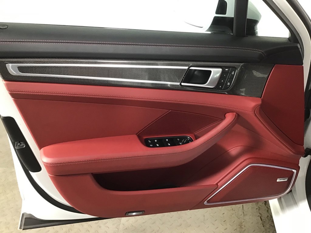 Certified 2023 Porsche Panamera AWD/4WD image 24