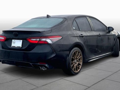 Used 2023 Toyota Camry SE image 13