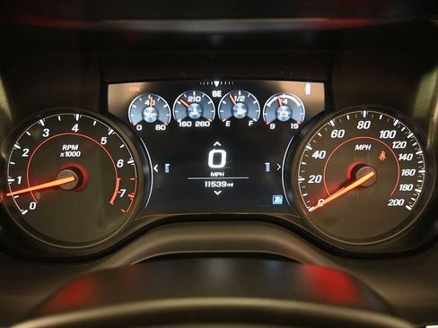 Used 2023 Chevrolet Camaro SS RWD image 8
