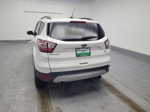 Used 2018 Ford Escape SE image 6