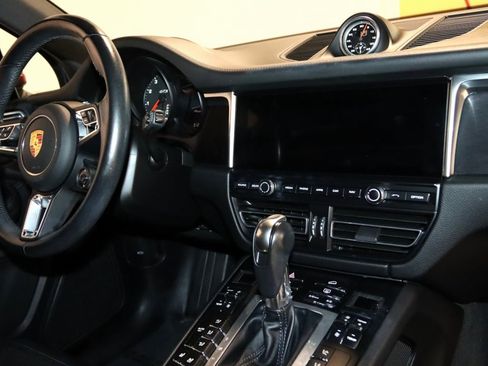 Used 2021 Porsche Macan GTS image 61