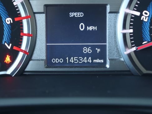Used 2018 Toyota 4Runner SR5 Premium AWD/4WD image 20