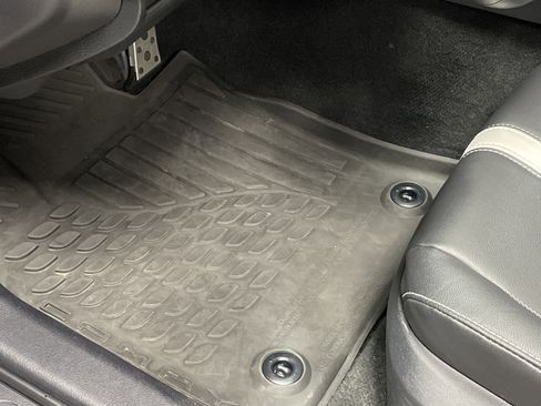 Certified 2025 Toyota Camry SE image 17