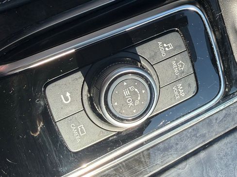 Used 2022 INFINITI QX80 Luxe w/ Cargo Package AWD/4WD image 36