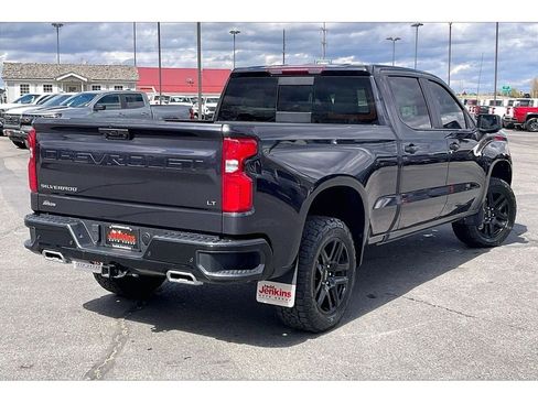 Used 2024 Chevrolet Silverado 1500 LT Trail Boss w/ LT Trail Boss Premium Package image 15