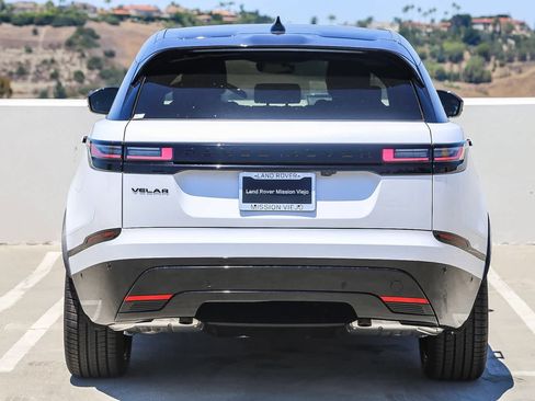 New 2026 Land Rover Range Rover Velar Dynamic SE image 5