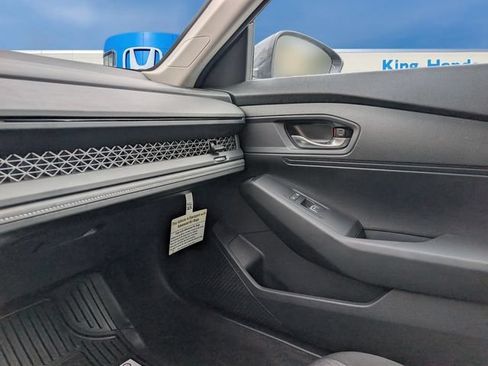 Used 2024 Honda Accord LX image 29