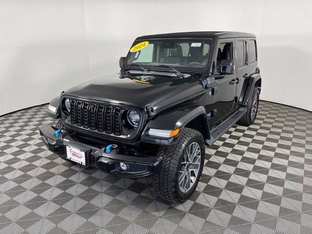 Used 2024 Jeep Wrangler High Altitude AWD/4WD image 3