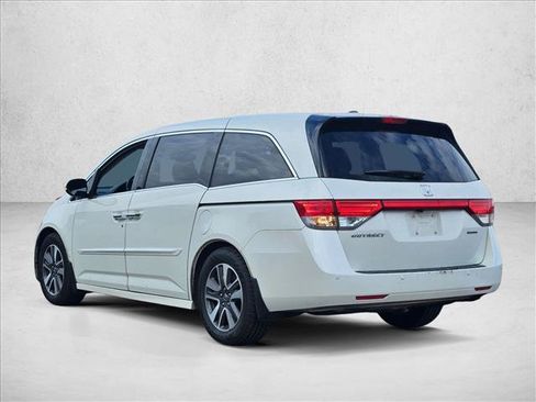 Used 2016 Honda Odyssey Touring image 5