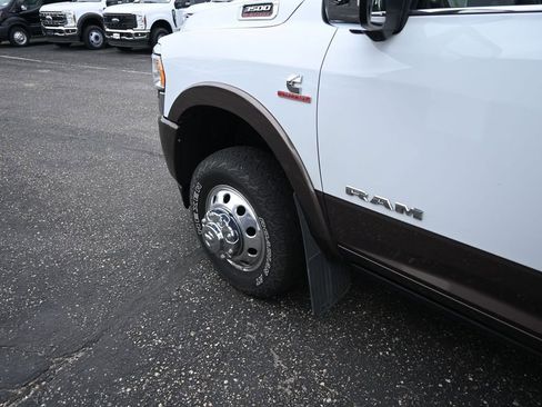 Used 2024 RAM 3500 Limited w/ Safety Group AWD/4WD image 11