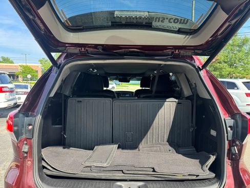 Used 2019 Toyota Highlander Limited Platinum w/ Carpet Mat Package (TMS) AWD/4WD image 18