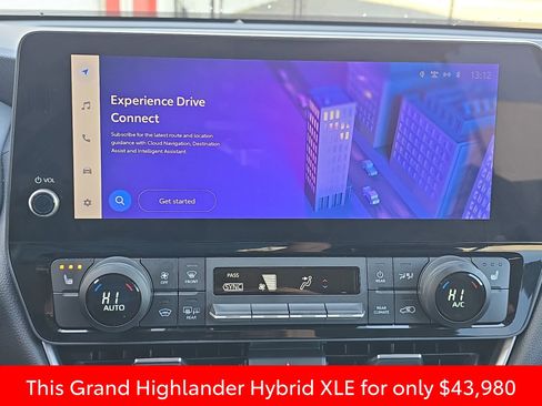 Used 2024 Toyota Grand Highlander XLE image 31