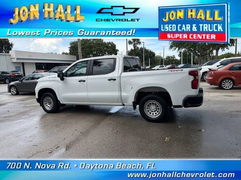 Used 2022 Chevrolet Silverado 1500 W/T w/ WT Convenience Package AWD/4WD image 7
