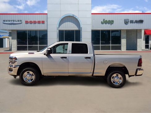 New 2026 RAM 2500 Tradesman w/ Chrome Appearance Group AWD/4WD image 3