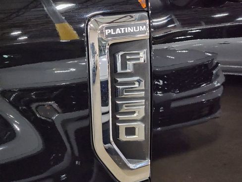 Used 2019 Ford F250 Platinum w/ Platinum Ultimate Package image 26