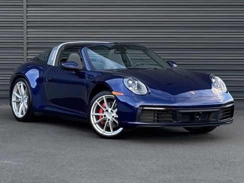 Used 2023 Porsche 911 Targa 4S image 9