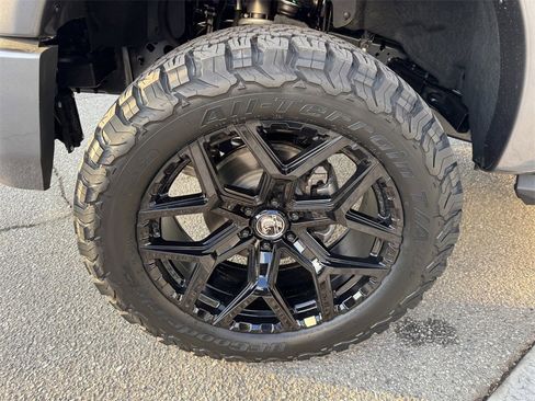 Used 2024 Ford F150 Lariat w/ Equipment Group 502A High image 14