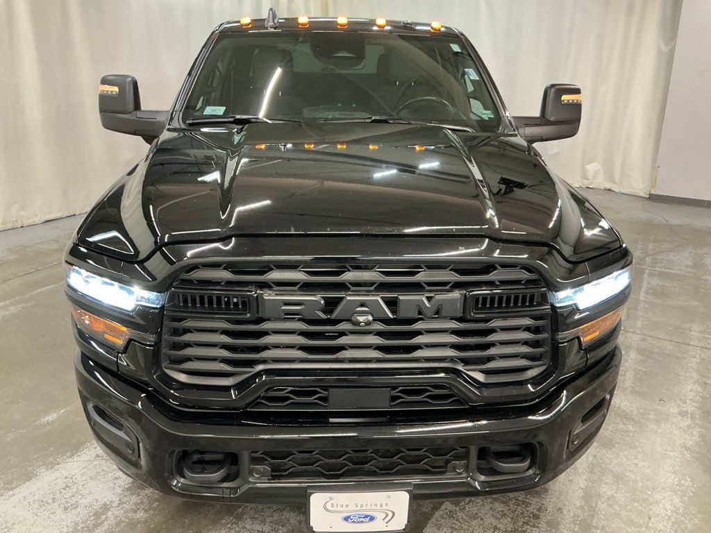 Used 2025 RAM 2500 Big Horn AWD/4WD image 17