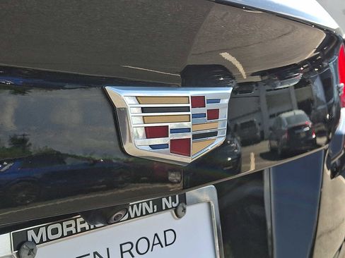 Used 2024 Cadillac XT4 Luxury w/ Cold Weather Package AWD/4WD image 30