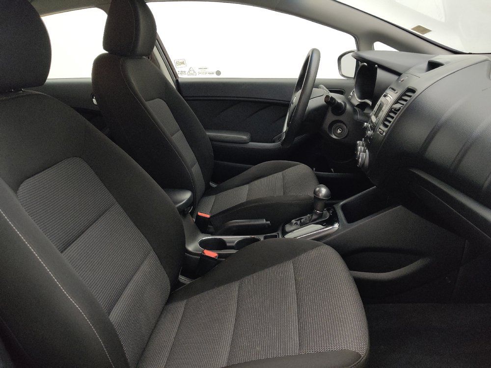 Used 2017 Kia Forte LX FWD image 21