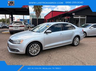 Used 2011 Volkswagen Jetta SEL FWD video 1