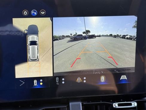 New 2026 Chevrolet Equinox ACTIV image 16