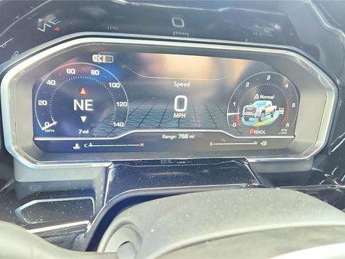 Used 2025 GMC Sierra 2500 SLE image 27