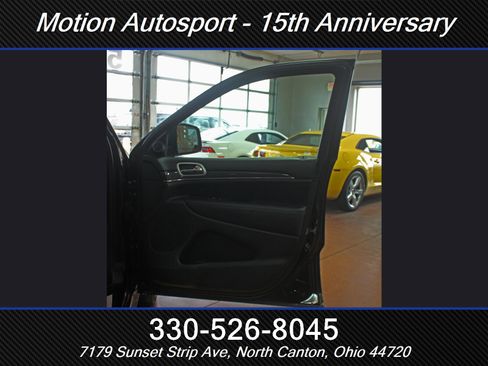 Used 2019 Jeep Grand Cherokee SRT w/ Trailer Tow Group IV image 37