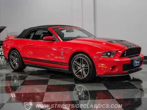 Used 2010 Ford Mustang Shelby GT500 RWD image 15