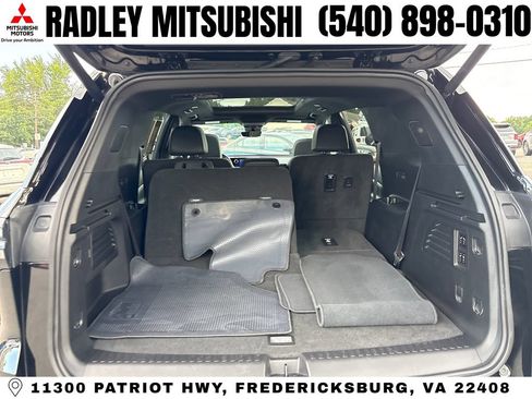 Used 2024 Chevrolet Traverse RS AWD/4WD image 15