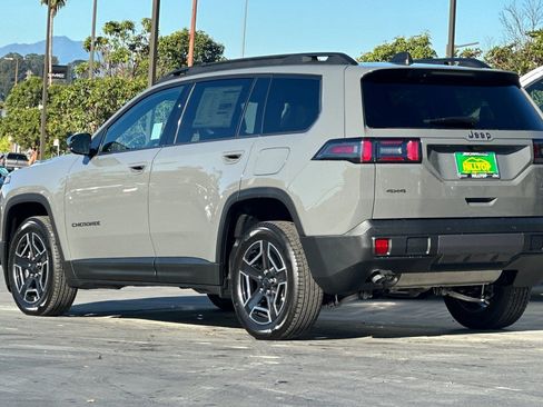 New 2026 Jeep Cherokee Limited AWD/4WD image 6