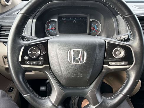 Used 2021 Honda Pilot Touring image 29