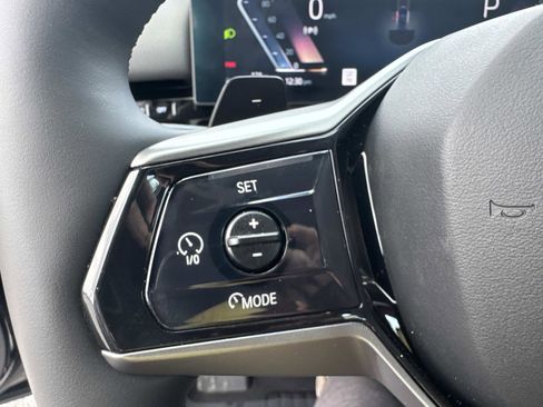 Certified 2026 BMW 530i image 30