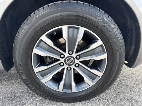 Used 2018 Nissan Armada SL w/ Premium Package RWD image 46