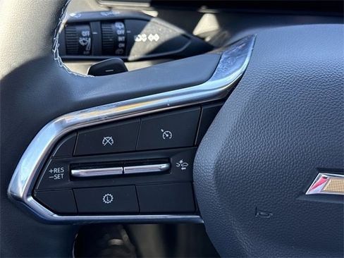 Used 2025 Chevrolet Traverse LT w/ Driver Confidence Package image 22