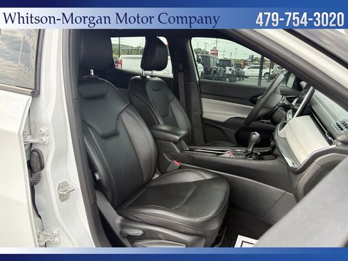 Used 2024 Jeep Compass Limited AWD/4WD image 35