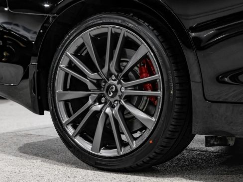 Used 2018 INFINITI Q50 Red Sport 400 w/ Sensory Package (Sport) RWD image 66
