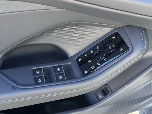 Used 2025 Audi A5 2.0T Premium w/ Convenience Package image 18