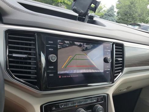 Used 2019 Volkswagen Atlas SEL AWD/4WD image 27
