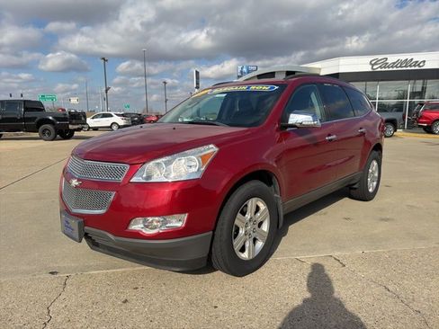Used 2012 Chevrolet Traverse LT image 18