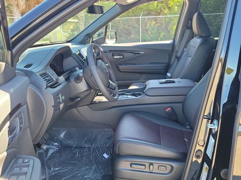 New 2026 Honda Ridgeline Black Edition image 14