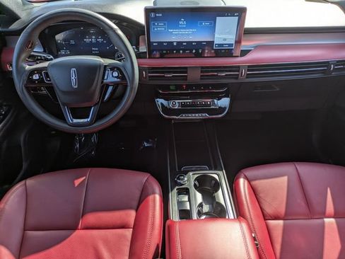 Certified 2025 Lincoln Corsair Reserve FWD image 15