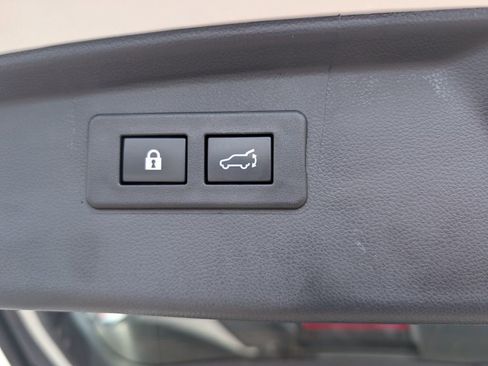 Used 2023 Subaru Outback Touring XT w/ Popular Package #2 image 8