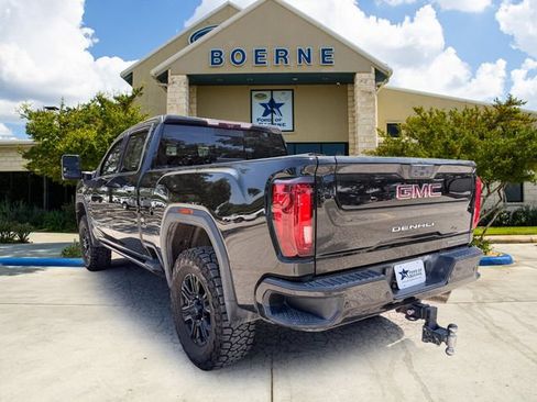 Used 2021 GMC Sierra 3500 Denali w/ Denali Black Diamond Edition AWD/4WD image 3