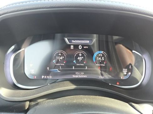 Used 2025 RAM 2500 Laramie AWD/4WD image 16