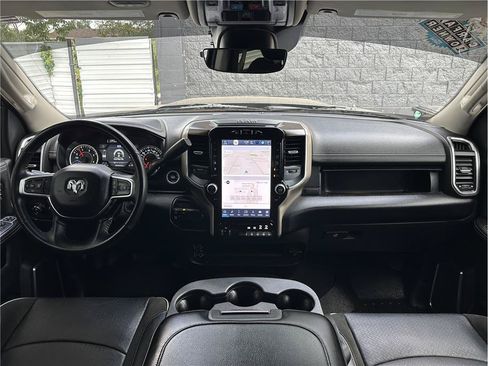 Used 2024 RAM 2500 Laramie w/ Safety Group AWD/4WD image 19