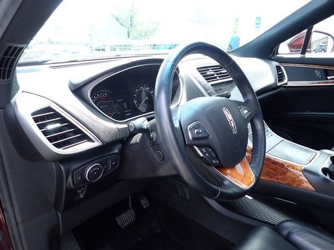 Used 2017 Lincoln MKX Reserve w/ Driver Assistance Package AWD/4WD image 15