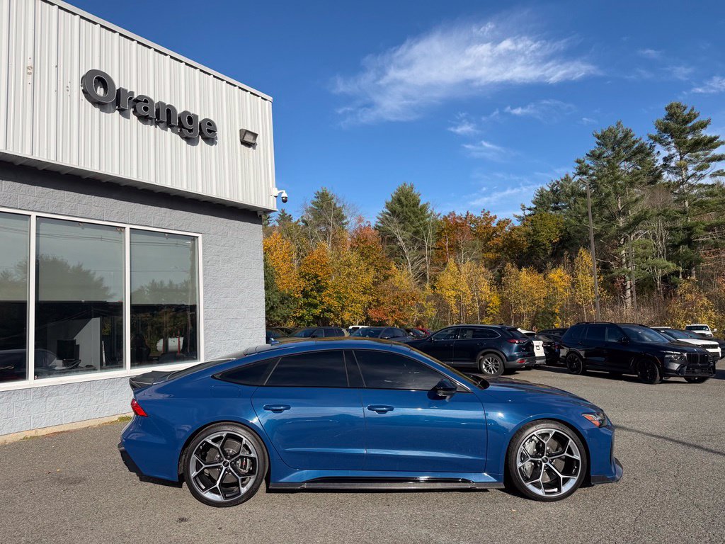 Used 2025 Audi RS 7 Performance w/ Black Optic Package AWD/4WD image 6